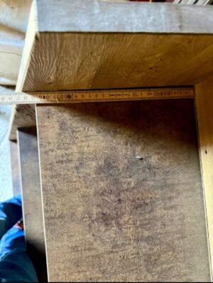 Holzregale